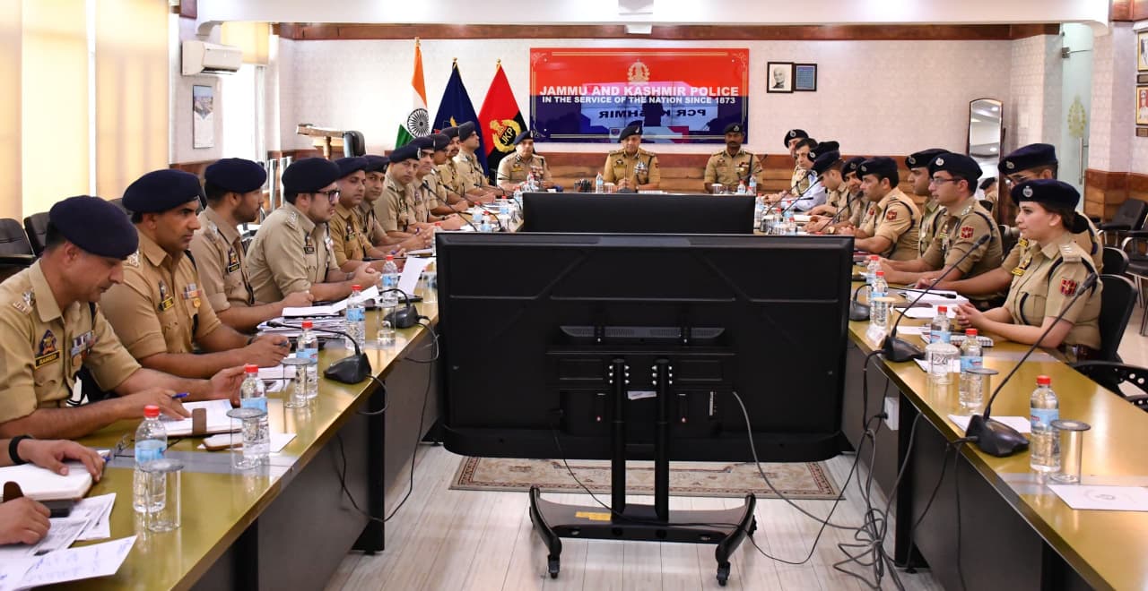 'IGP Kashmir Calls for Stronger Security Grid, 24×7 Vigilance Across Central Kashmir , '